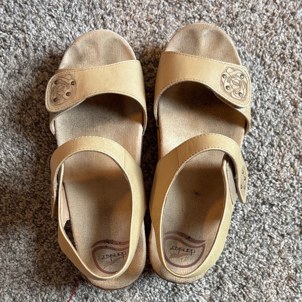 Dansko Women's Tan Slip-On Comfort Sandals